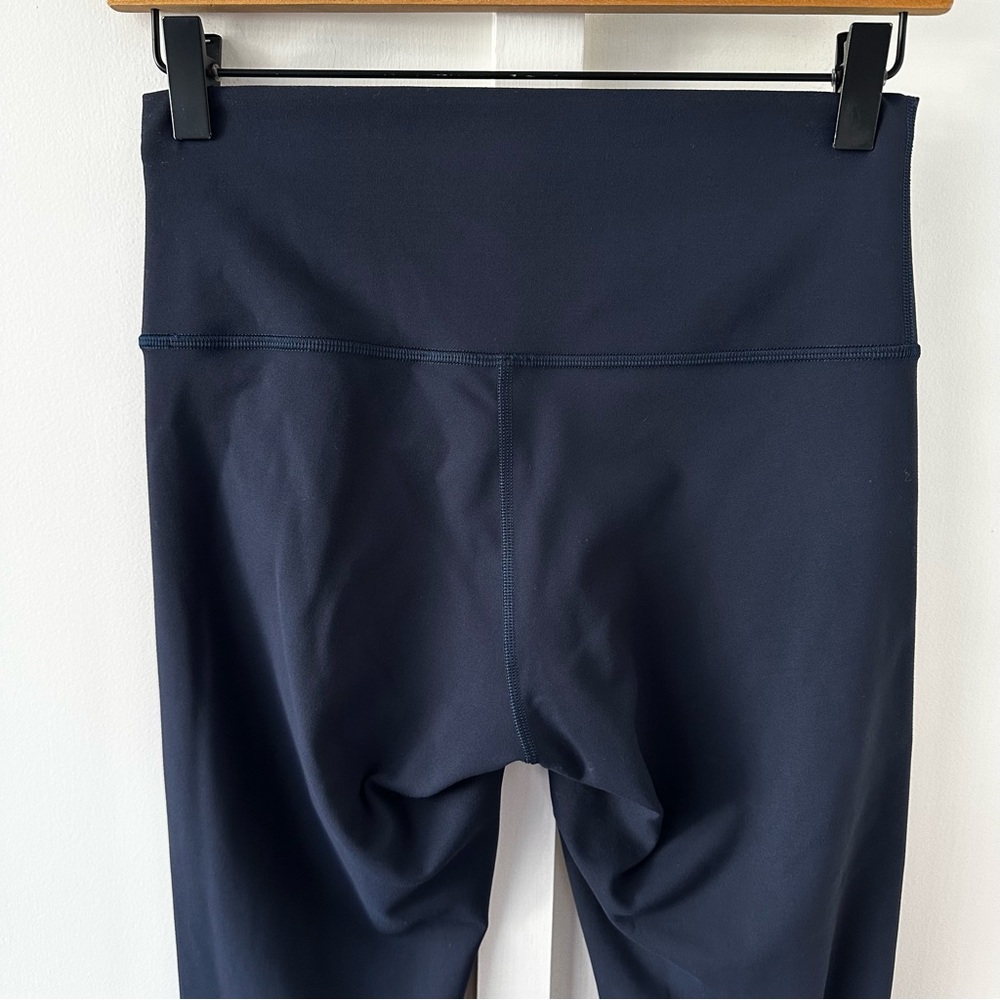 LULULEMON navy Wunder Train High-Rise Tight 25" - Picture 7 of 8